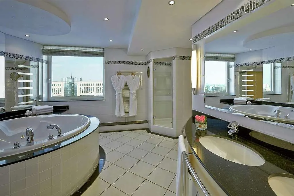 *****  Hotel Hilton Duesseldorf Germania