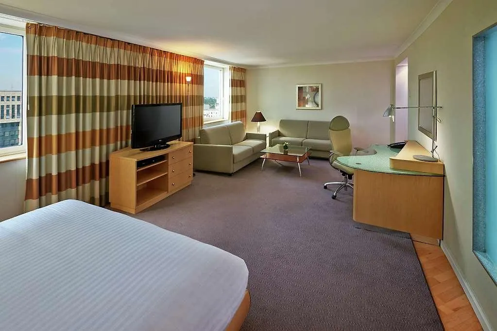 *****  Hotel Hilton Duesseldorf Germania
