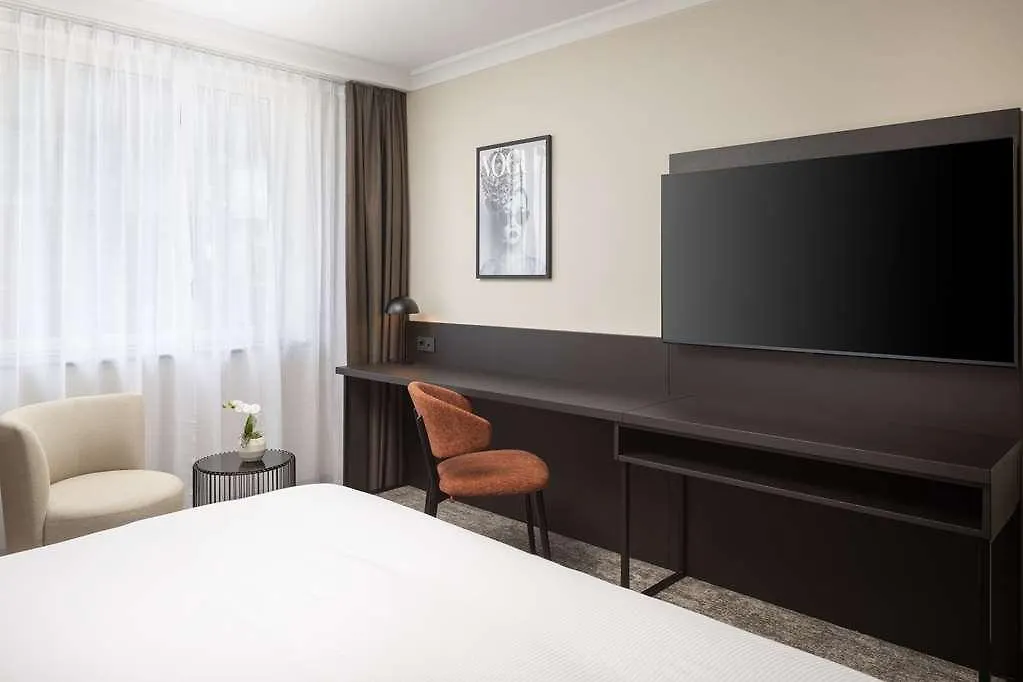 Hilton Duesseldorf Hotel